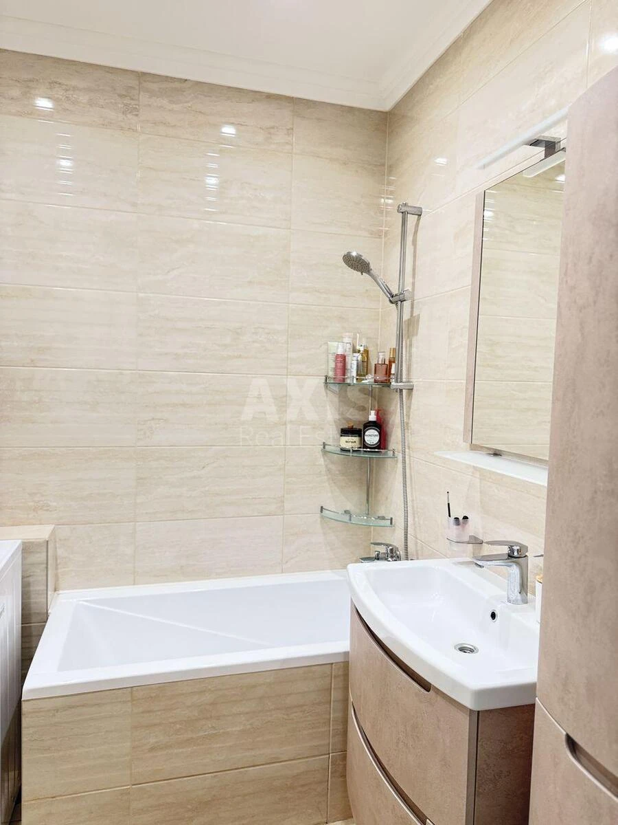 3k apartment vul. Kahovs'ka 60667065