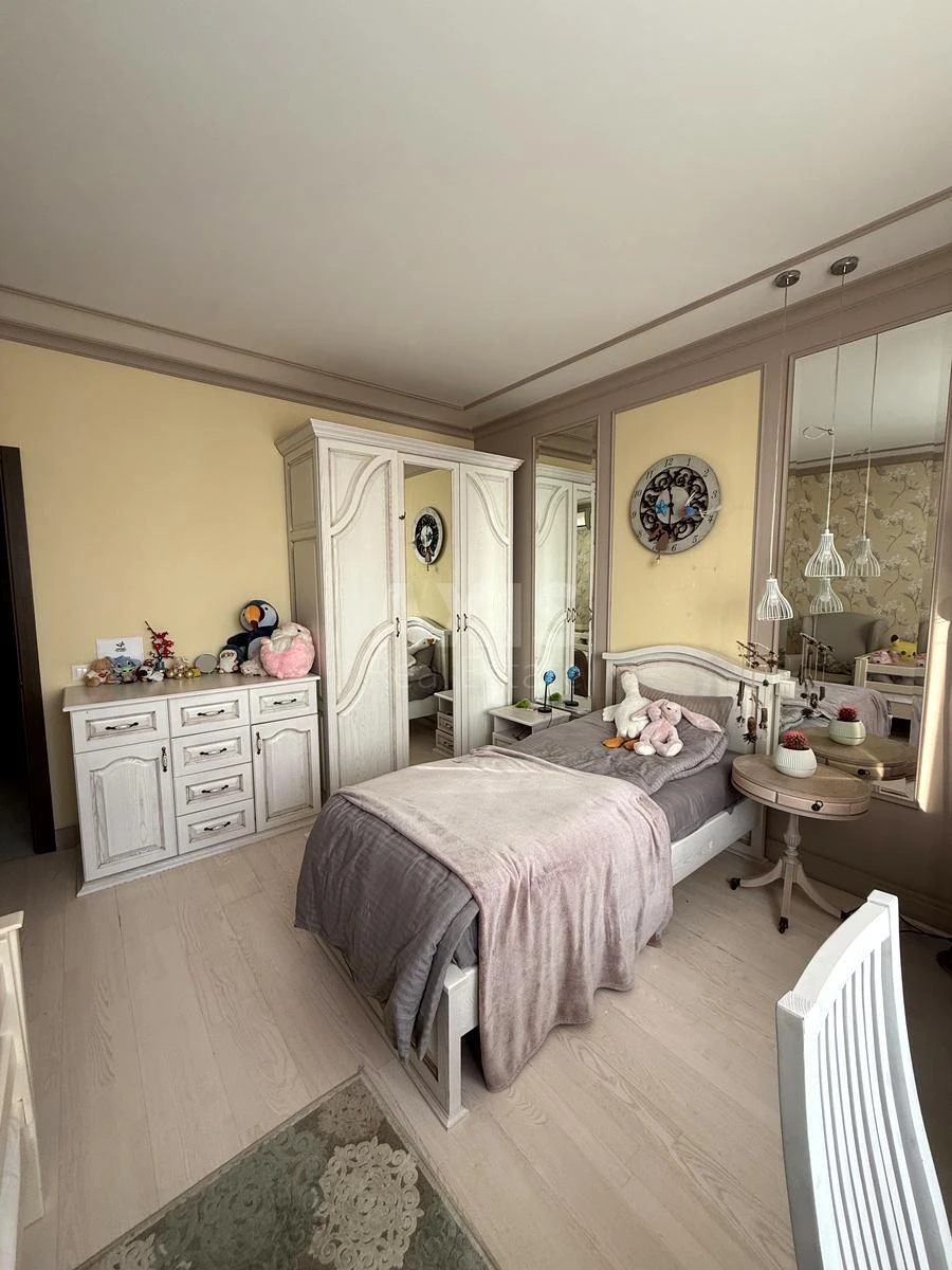 2k apartment vul. Golosii'vs'ka 13Б666457