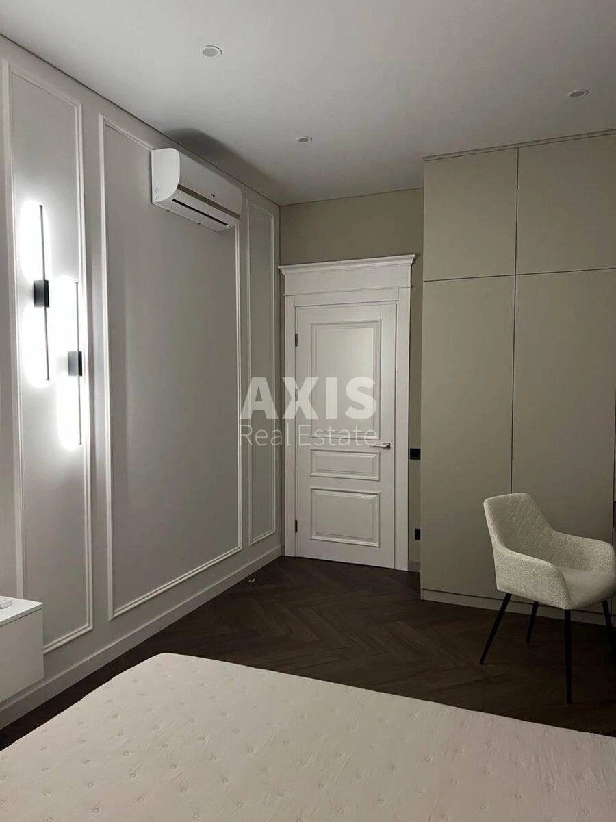 1k apartment pr-t Berestejskij 11B669450