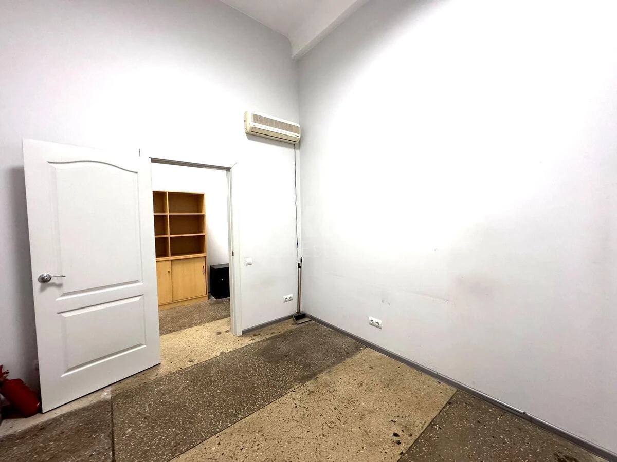 Офис ул. Стальского Сулеймана 32, 232м26293712