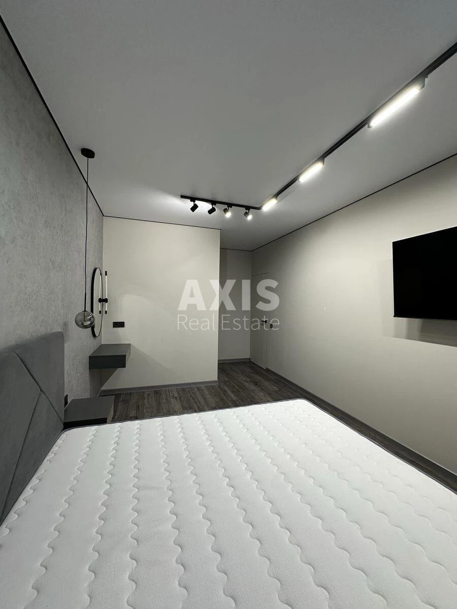 1k apartment vul. Saljutna 2Б621224