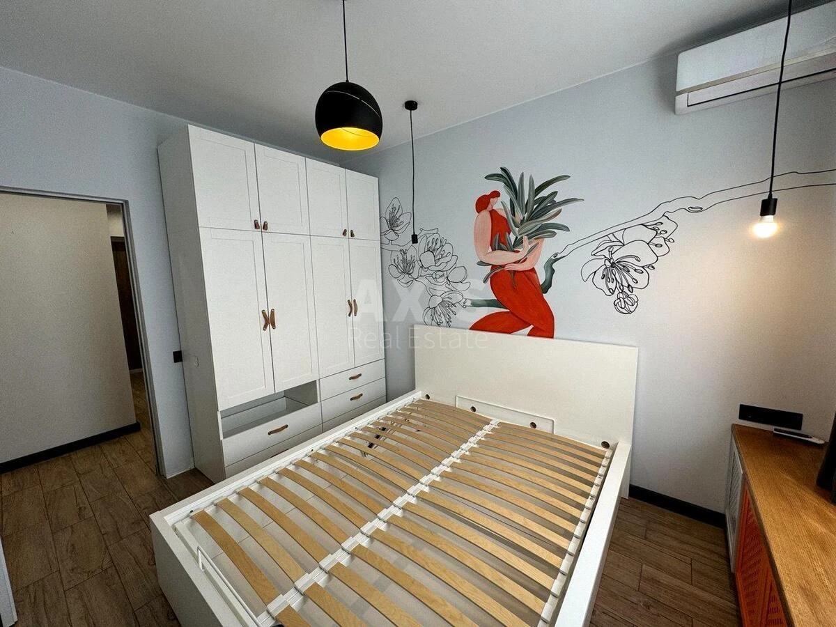 1k apartment bul. Ryl's'kogo Tadeja 17039211
