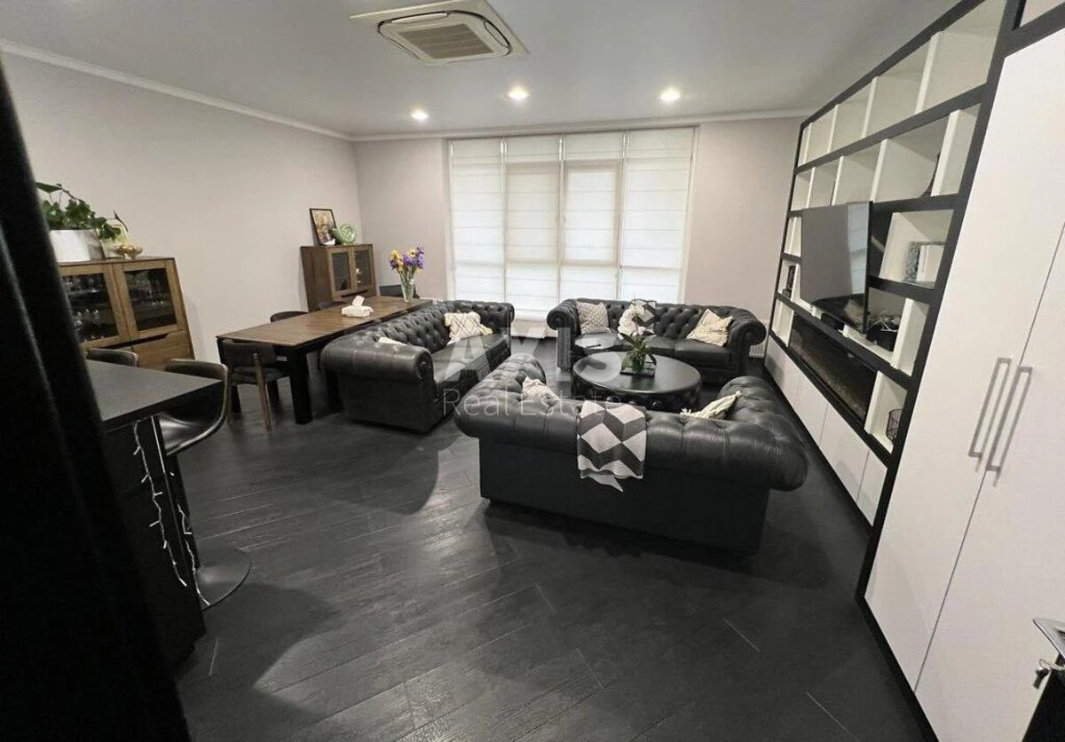 3k apartment vul. Bilorus'ka Thirty-six A687352
