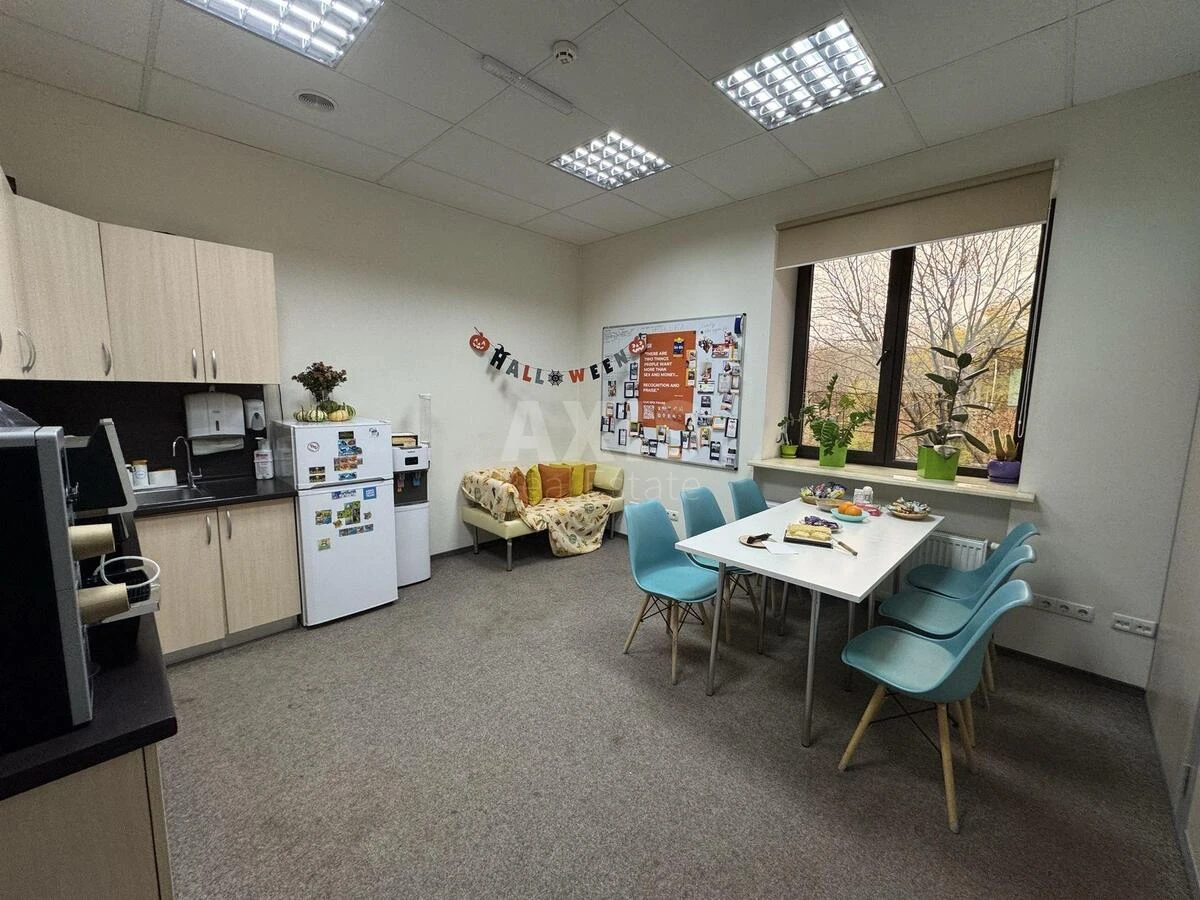 Office vul. Krasylivs'ka 11, 334m2710565