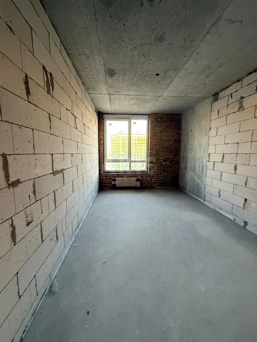 1k apartment nab. Dniprovs'ka 1676180