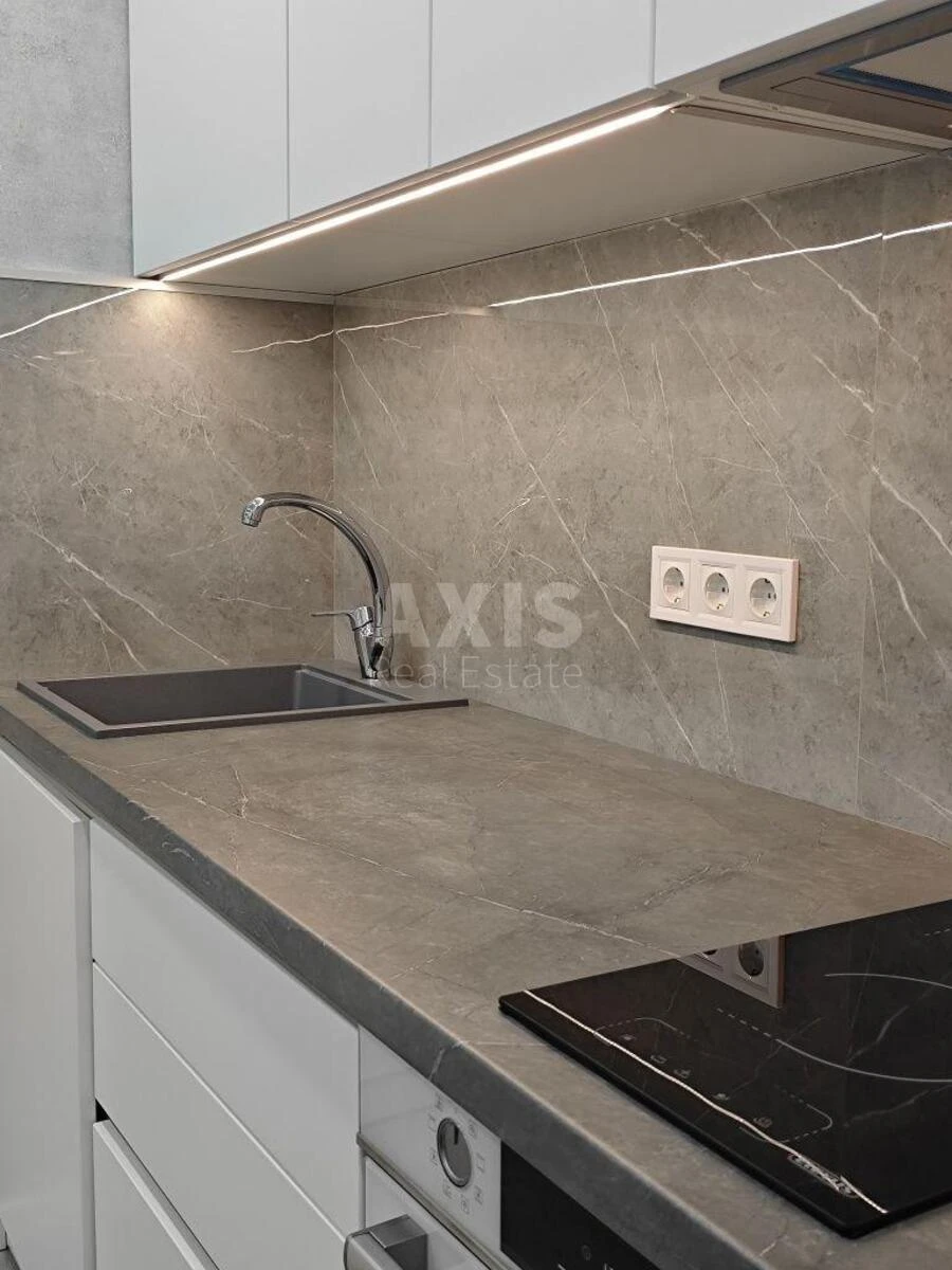 2k apartment vul. Prychal'na 12706981