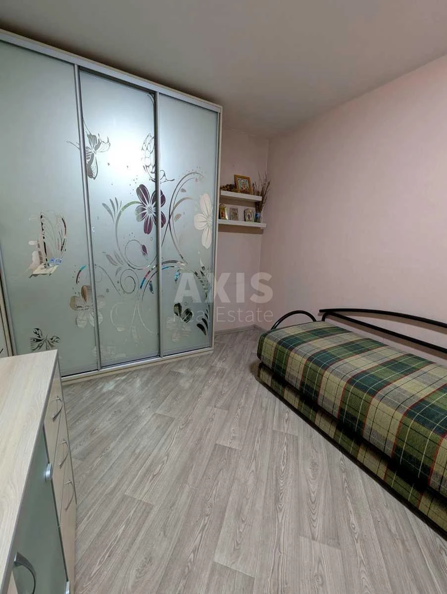 1к квартира ул. Вахтанга Кикабидзе 8708132
