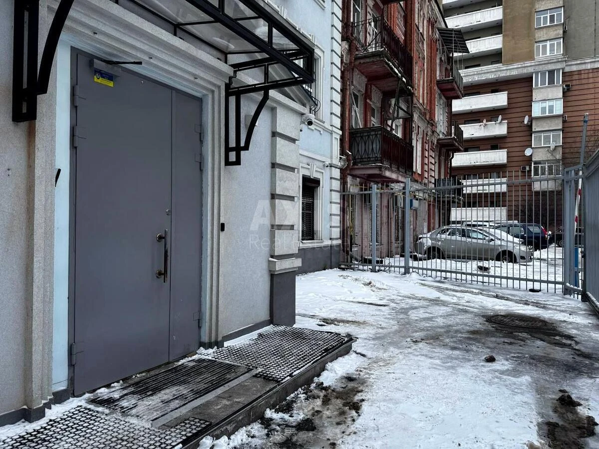 Офис ул. Саксаганского 111А, 696м2661911