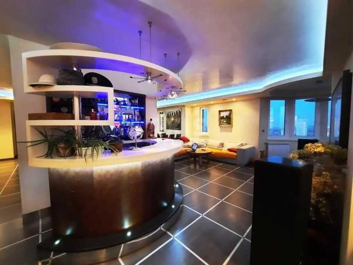 5k apartment vul. Pushynoi' Feodory 23