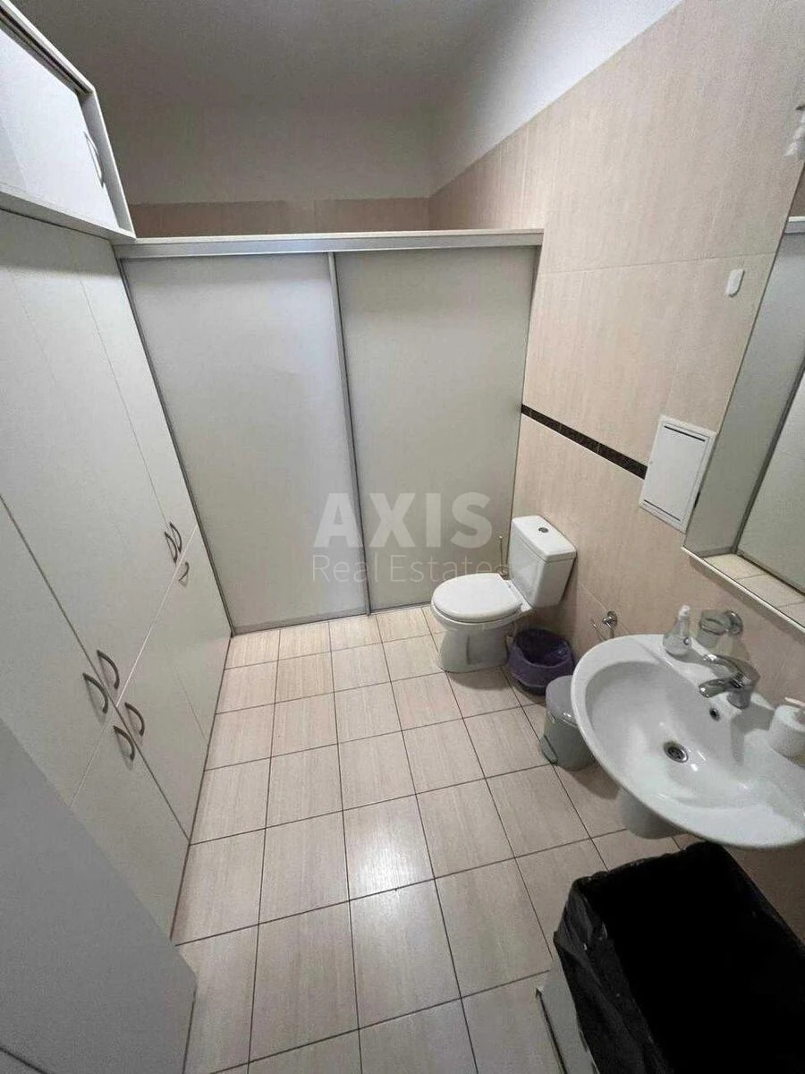 Office prov. Shevchenka 13/21, 210m2692725