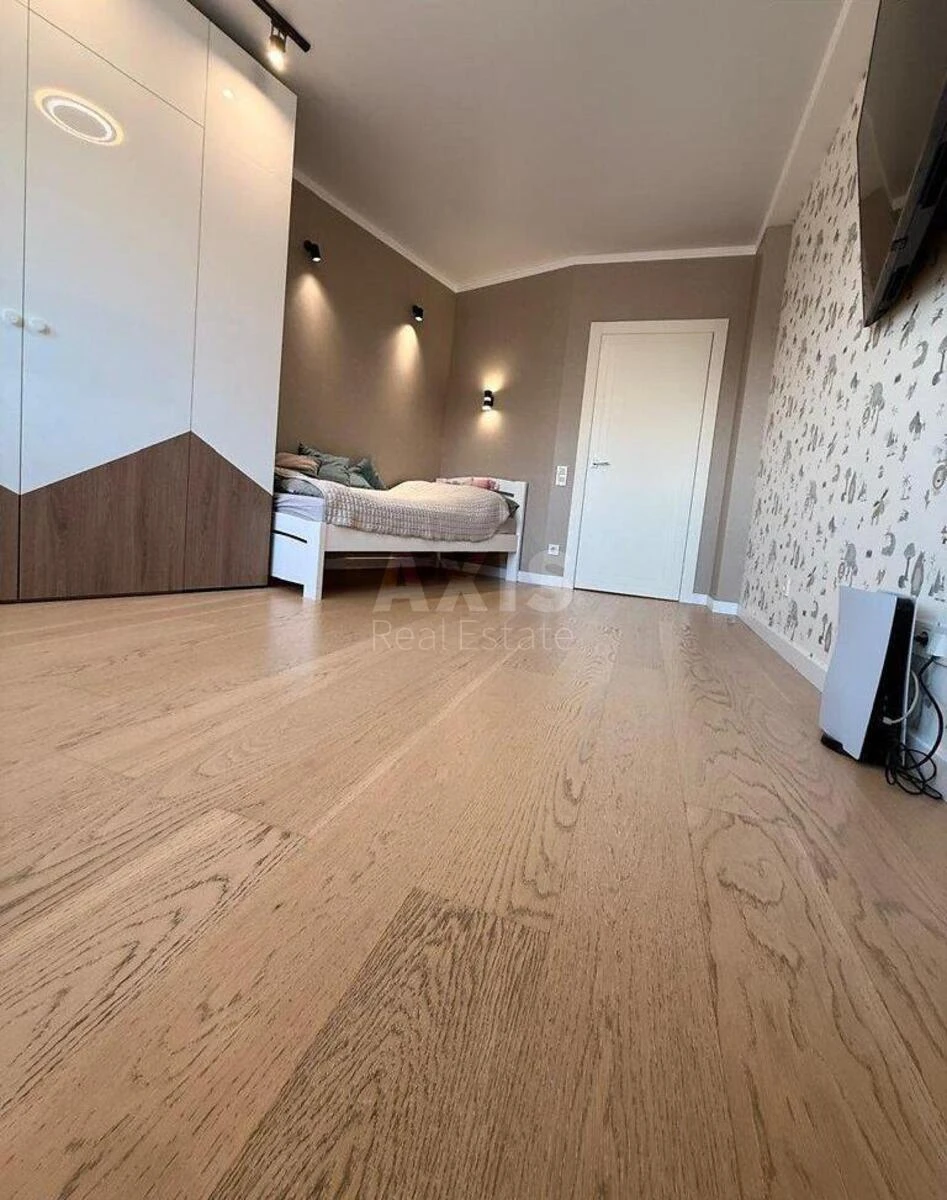 3k apartment vul. Sikors'kogo Igorja Aviakonstruktora 1713794