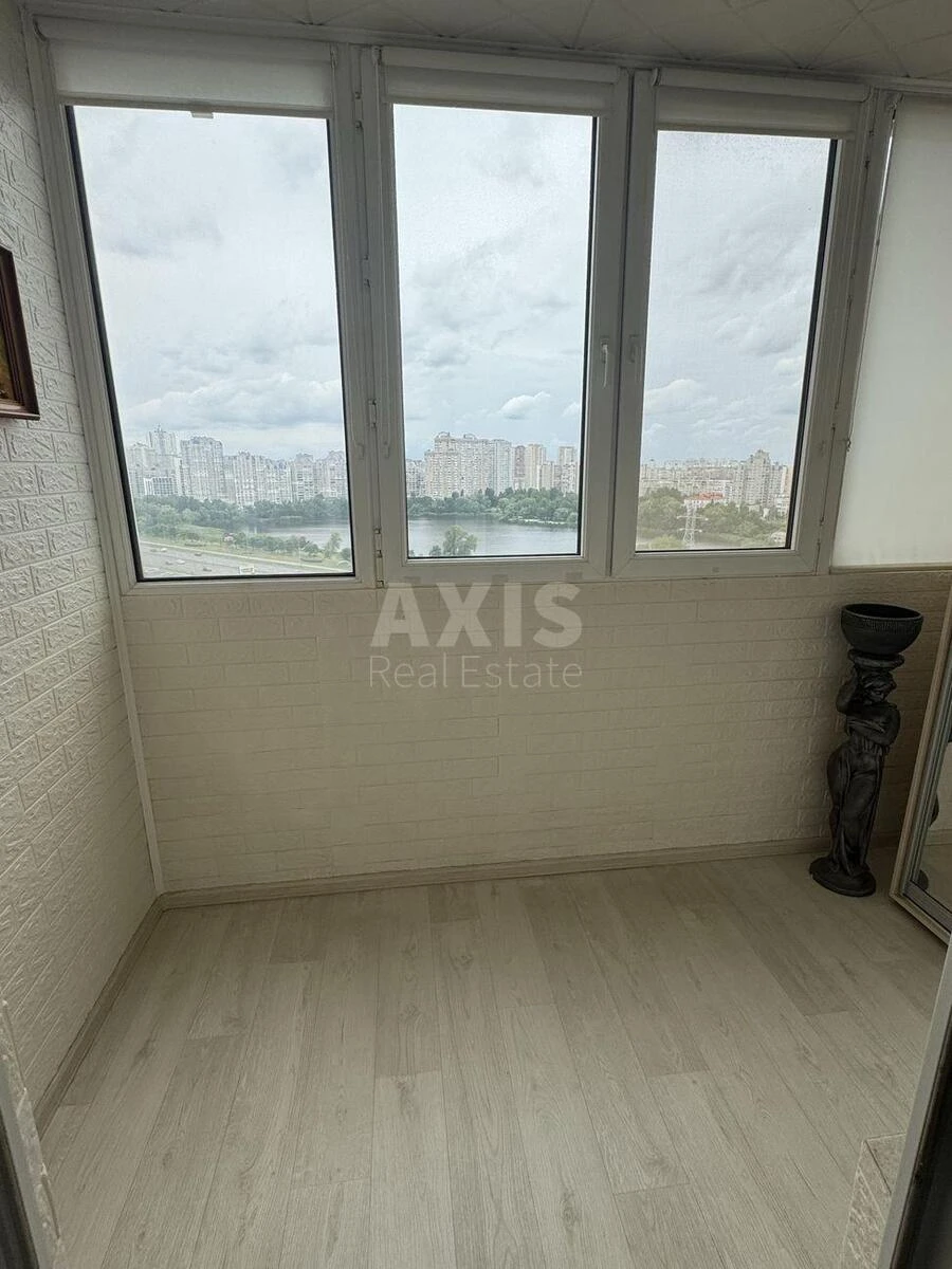 3k apartment pr-t Bazhana Mykoly 36696039