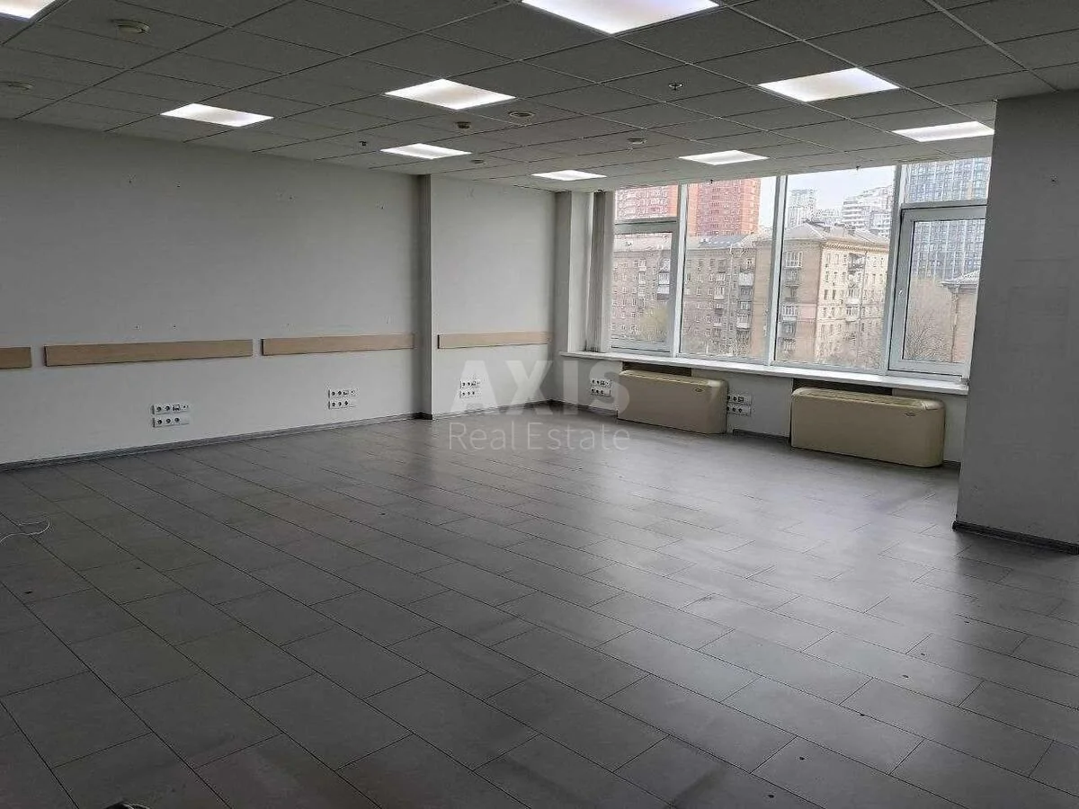 Office vul. Antonovycha 172, 137m2