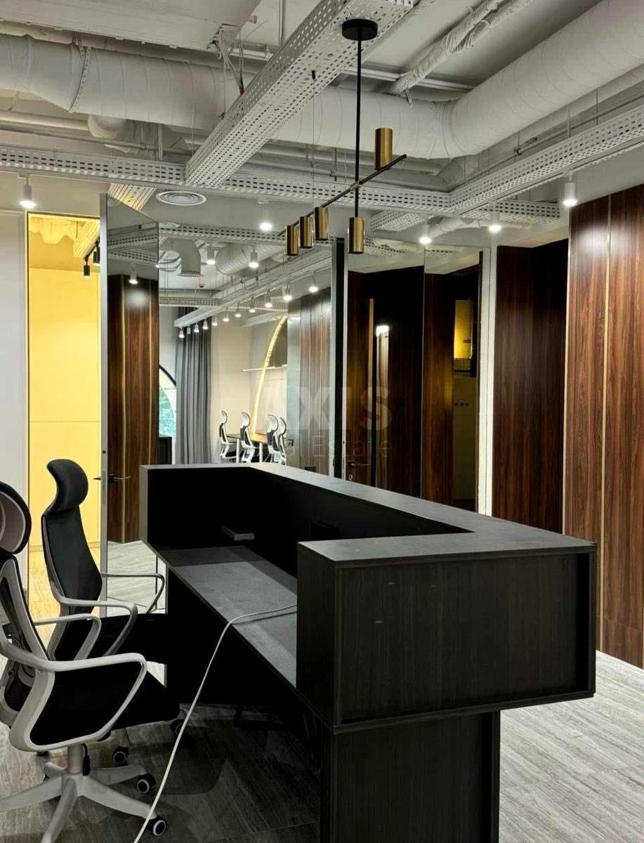 Office vul. Bul'varno-Kudrjavs'ka 17, 208m2668677