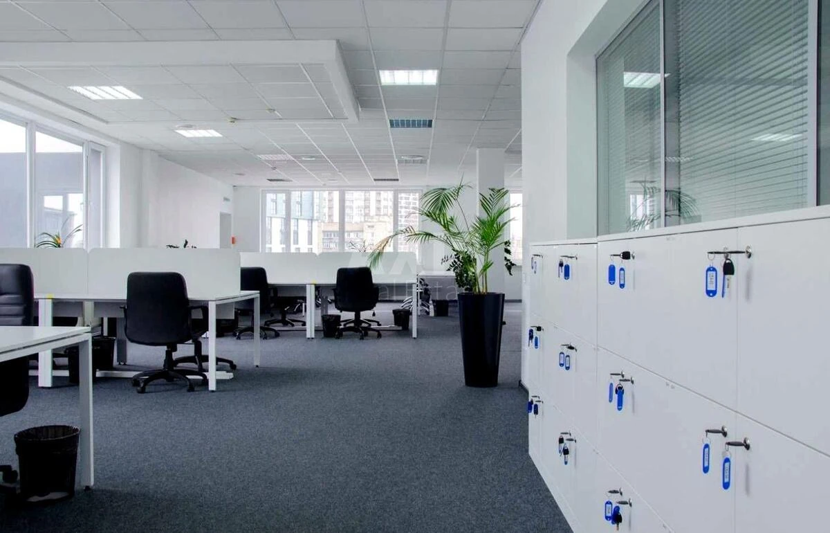 Office vul. Pymonenka Mykoly 3, 337m2668851