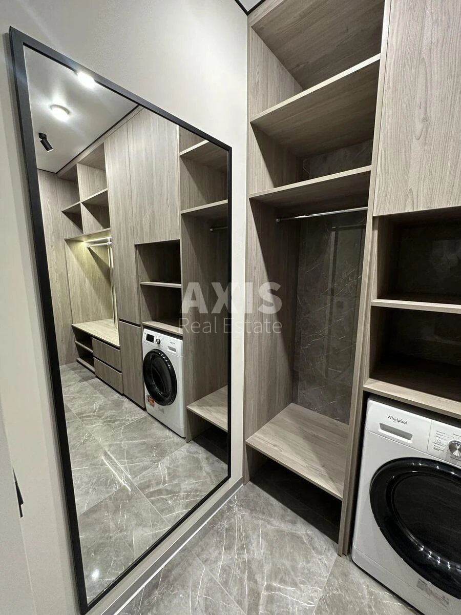 1k apartment vul. Saljutna 2Б621226