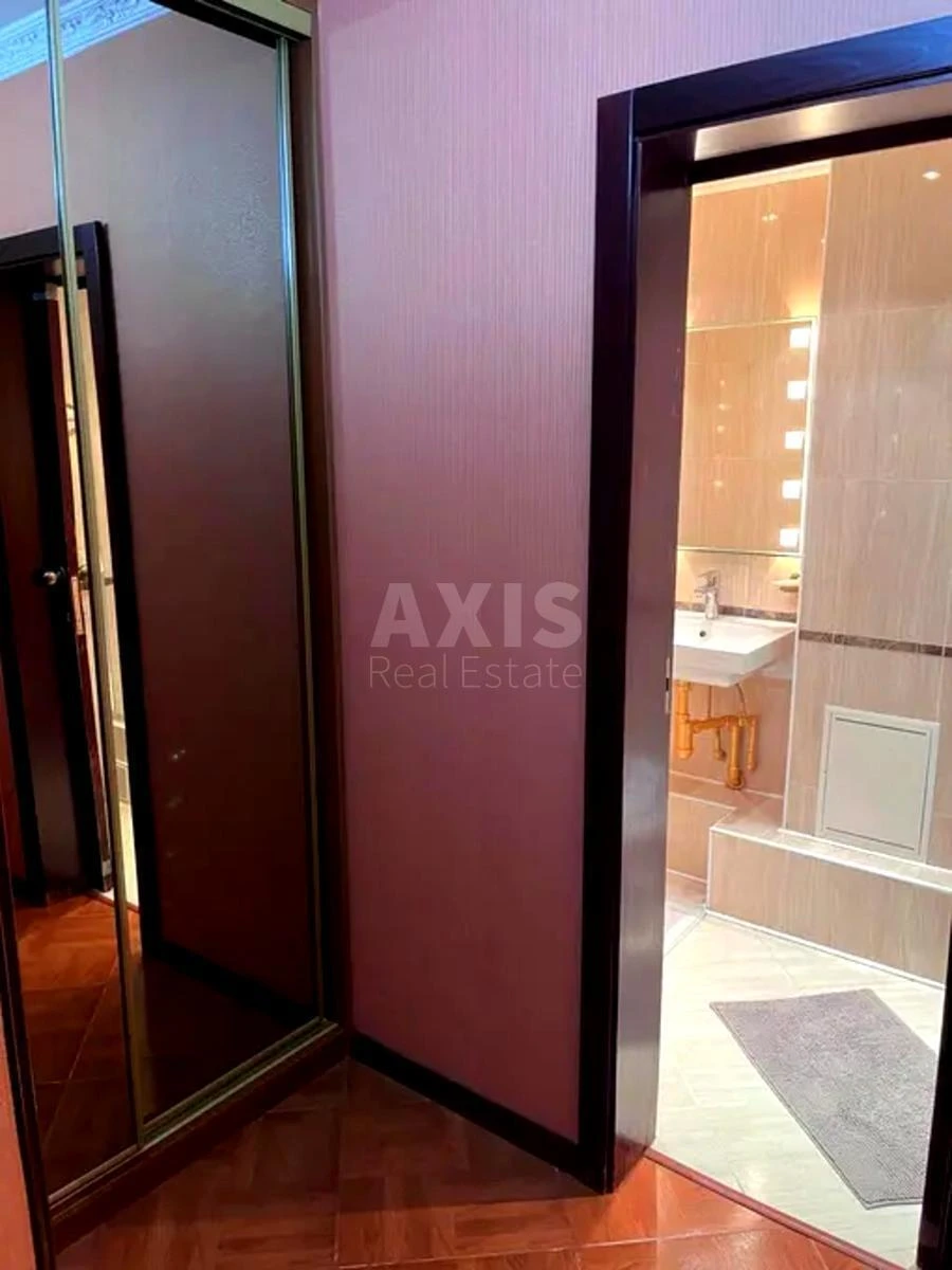 1к квартира пр-т Берестейский 25640076