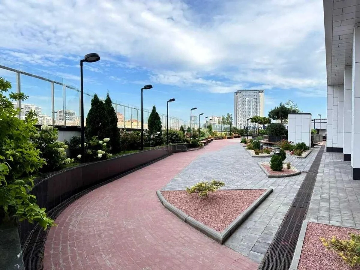 Trade object pr-t Berestejskij 11, 150m26571810