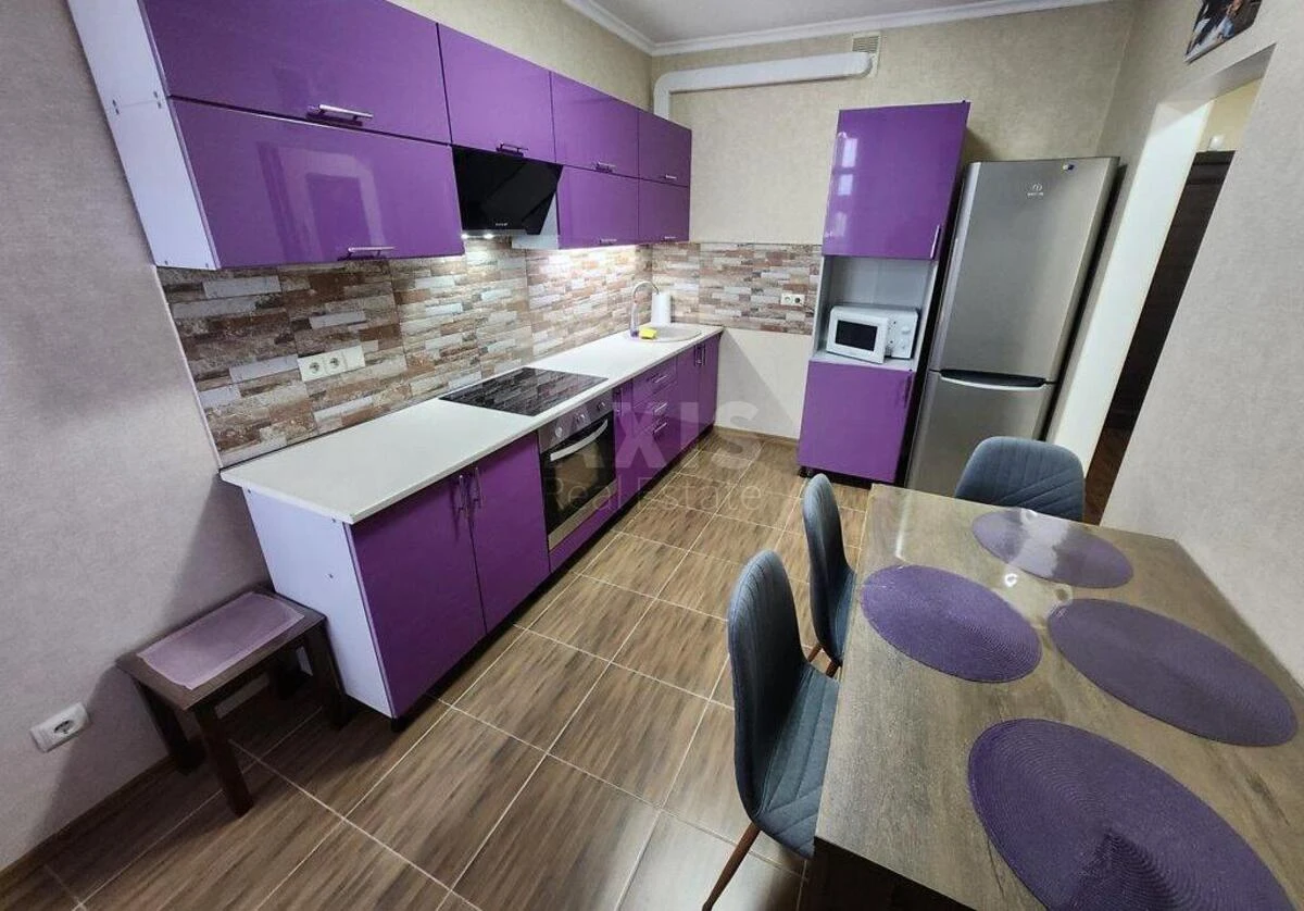 1k apartment vul. Shums'kogo Jurija 3А645960
