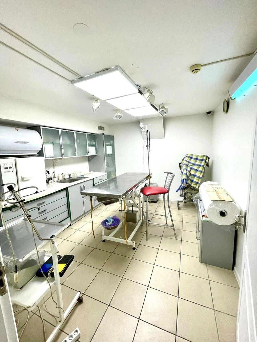 Trade object pr-t Lobanovs'kogo 4, 220m26945710