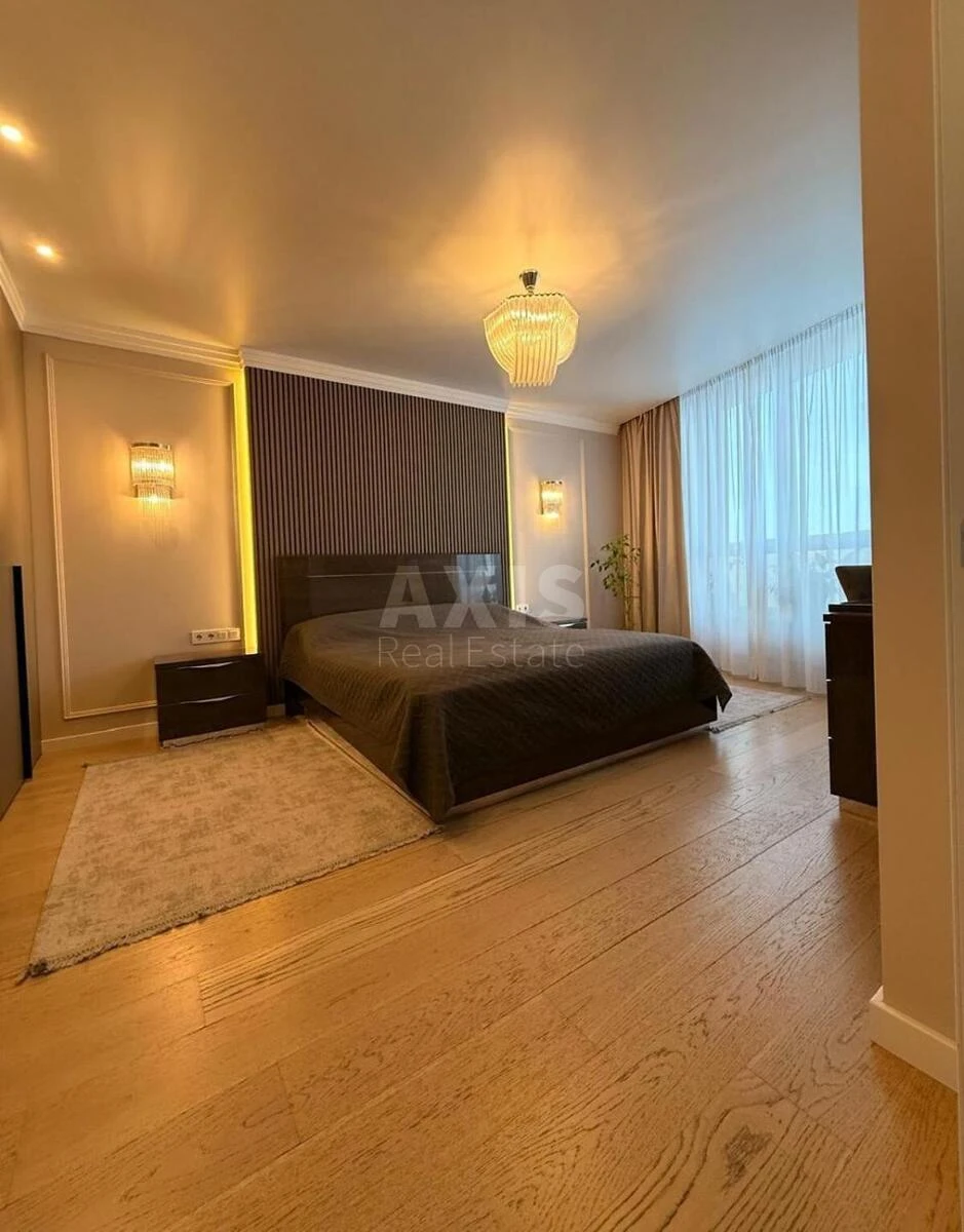 3k apartment vul. Sikors'kogo Igorja Aviakonstruktora 1713795