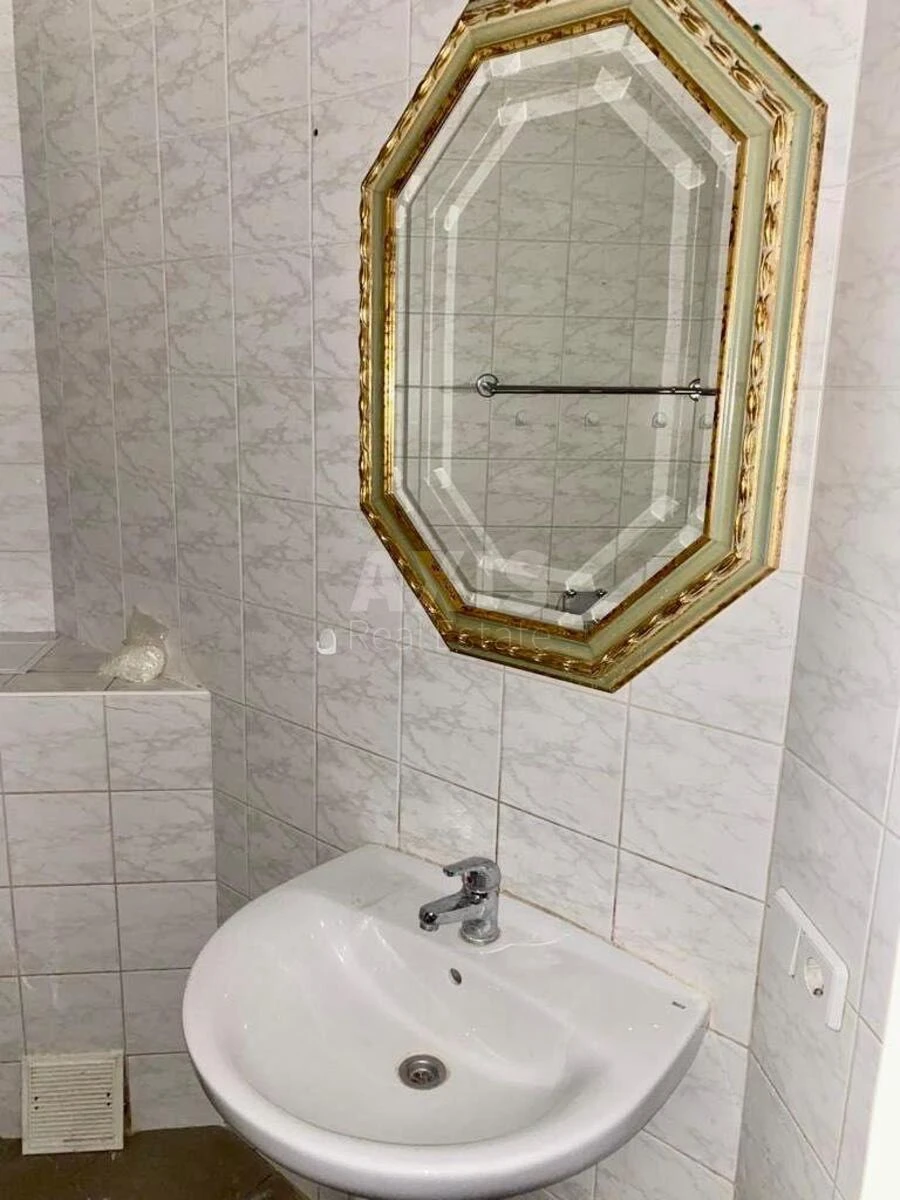 Office vul. Kruglouniversytets'ka 18/2, 76m2648467