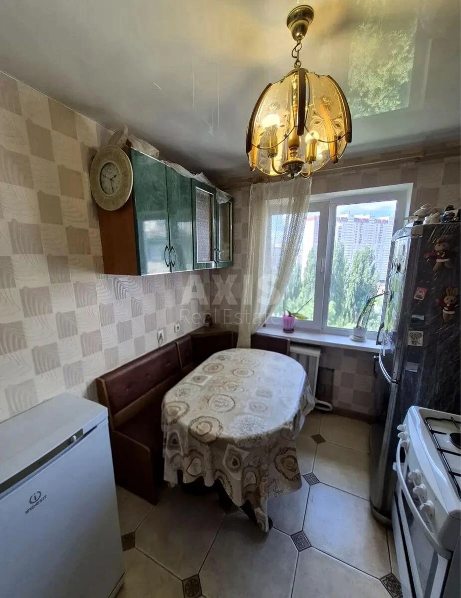 2k apartment vul. Ushyns'kogo 18714100