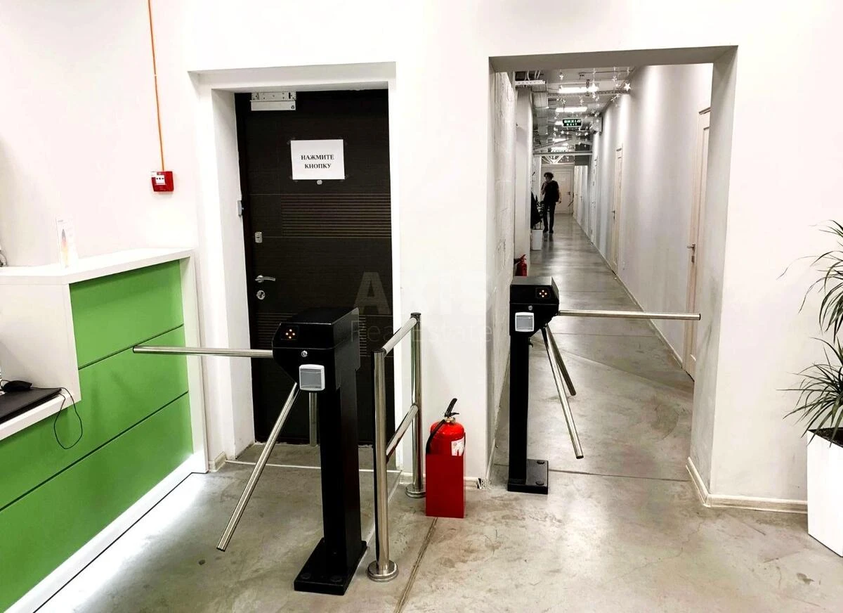 Office shose Zaliznychne 2А, 377m26687711