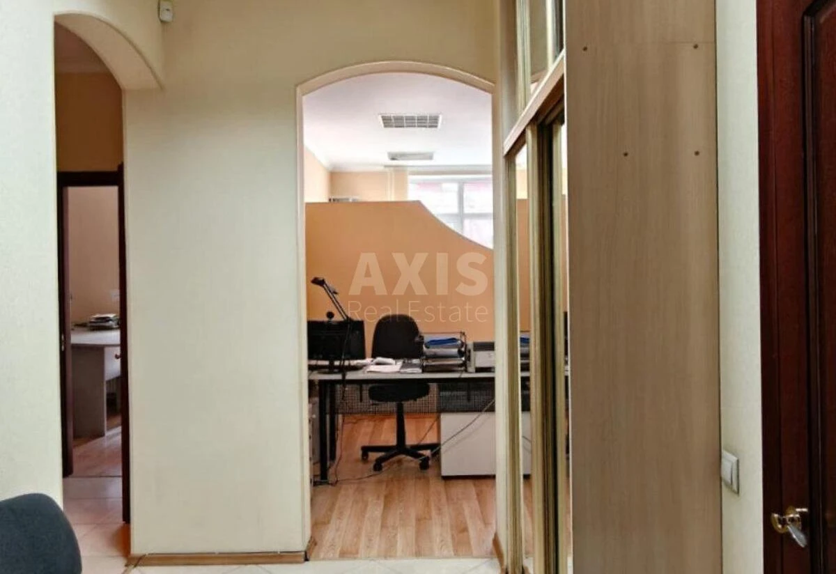 Офис бул. Леси Украинки 23А, 60м27003812