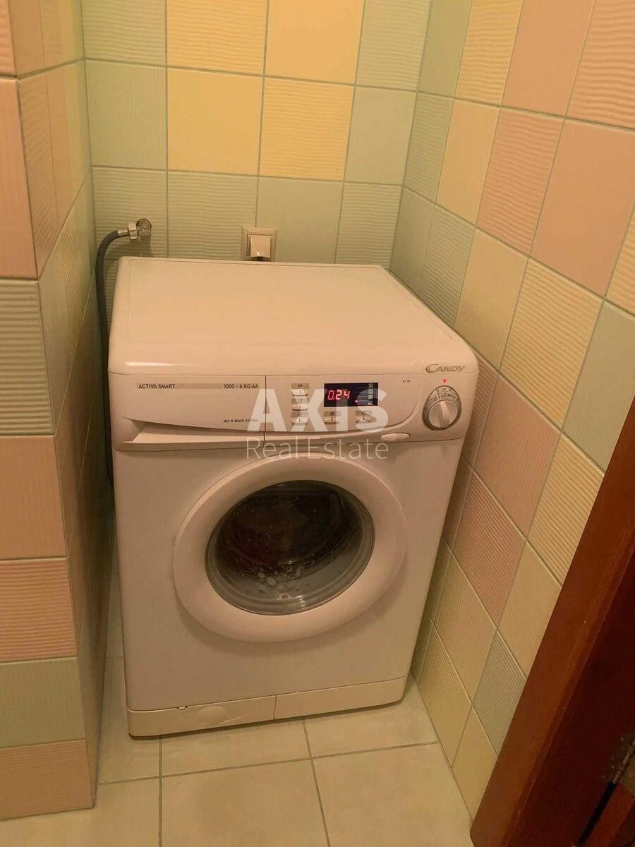 1k apartment vul. Meletiya Smotrytskoho 10/156381313