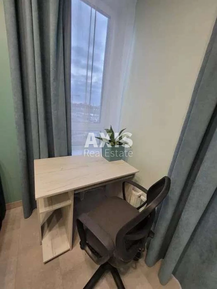 2k apartment vul. Saljutna Два B251294