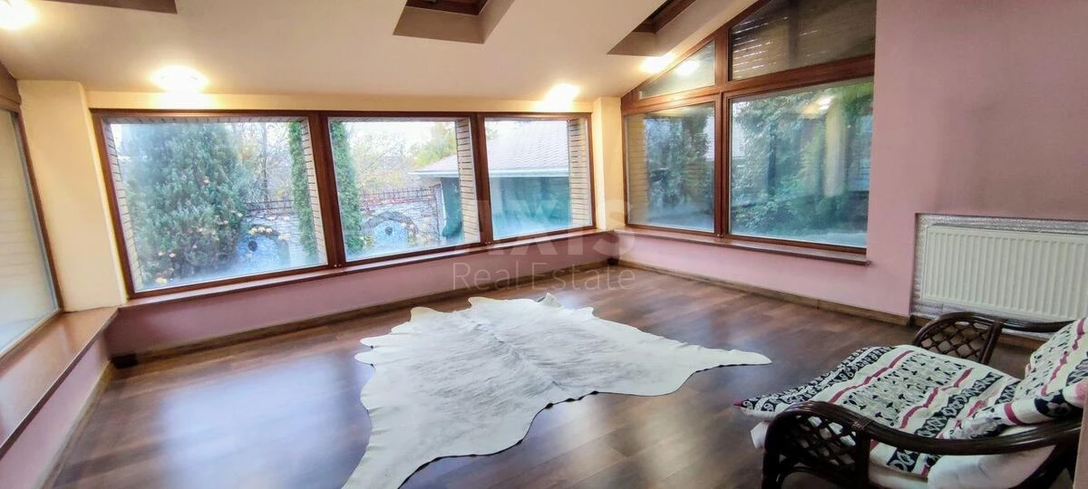 House vul. Entuziastiv, 200m2, Kyiv city505384