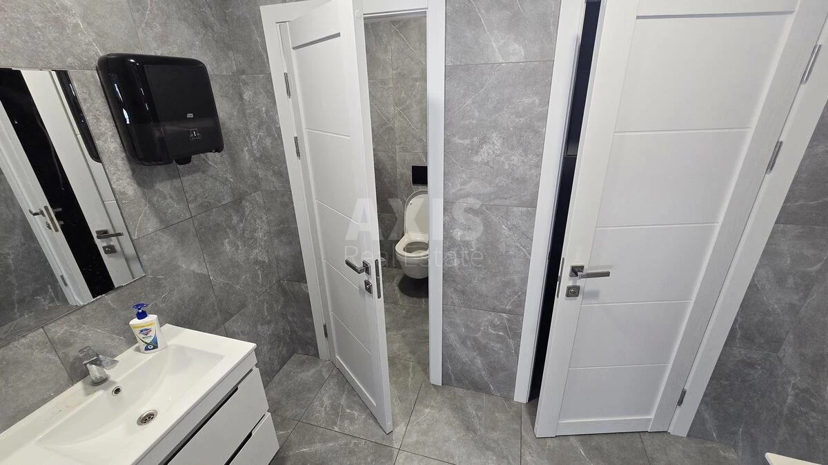 Office vul. Fizkul'tury 25, 774m27048813
