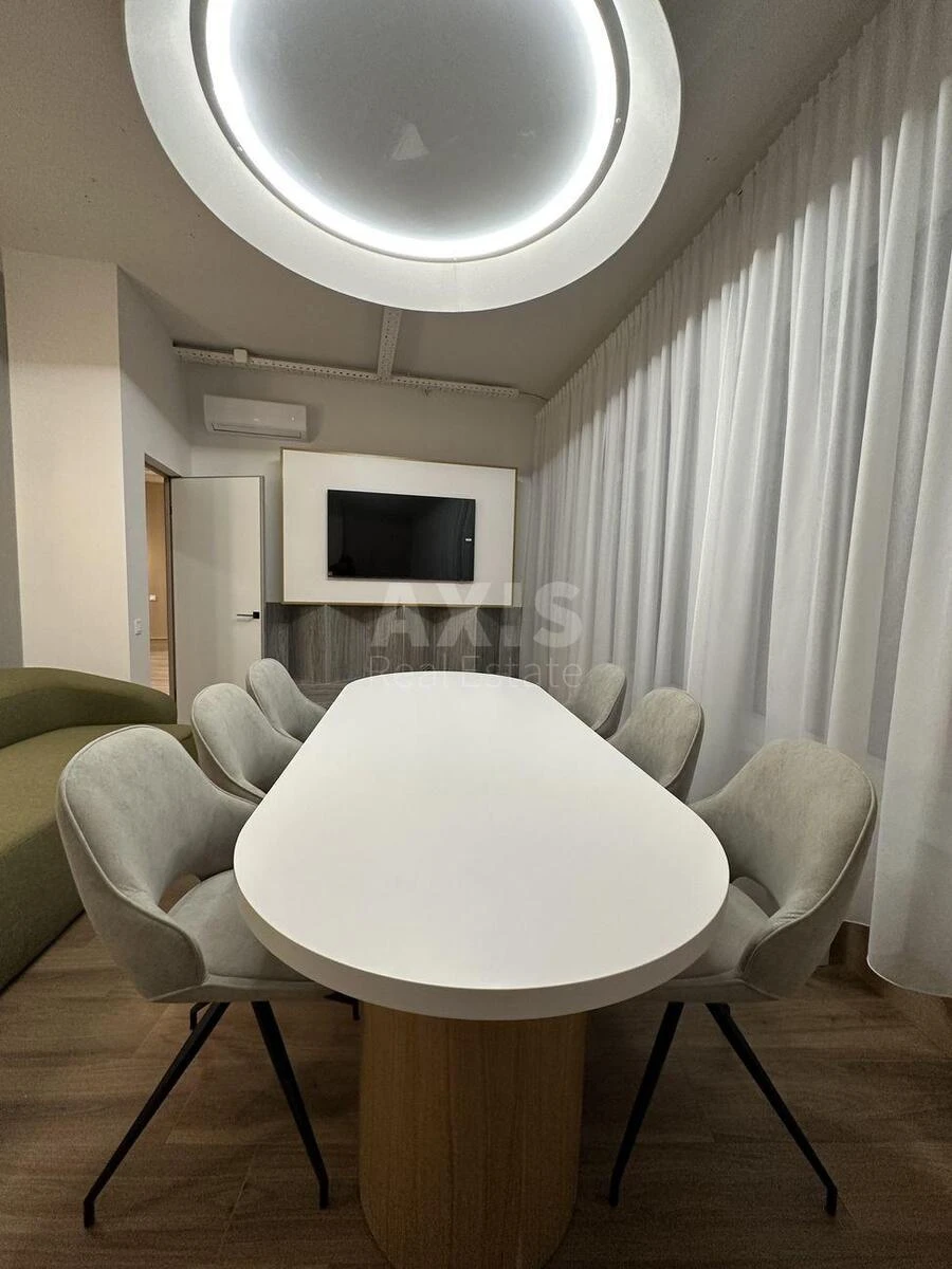 Office vul. Buslivs'ka 12, 135m2674898