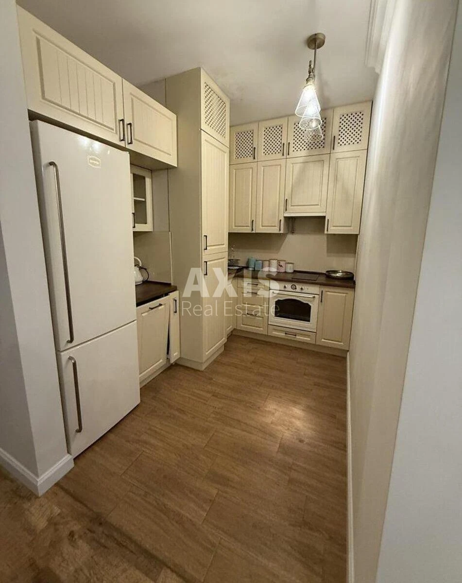 2к квартира ул. Писаржевского Академика 8648210