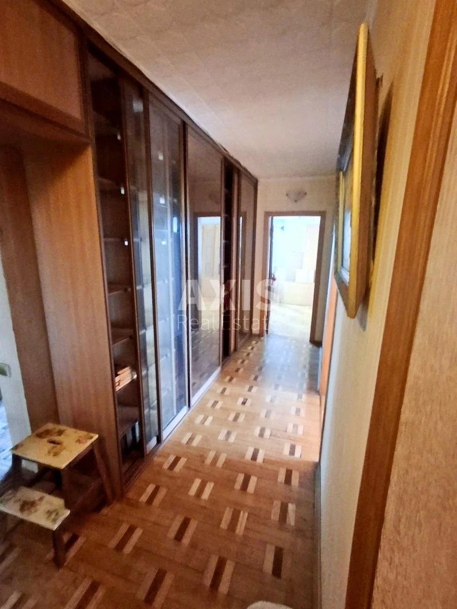 4k apartment vul. Jordans'ka 11В6394818