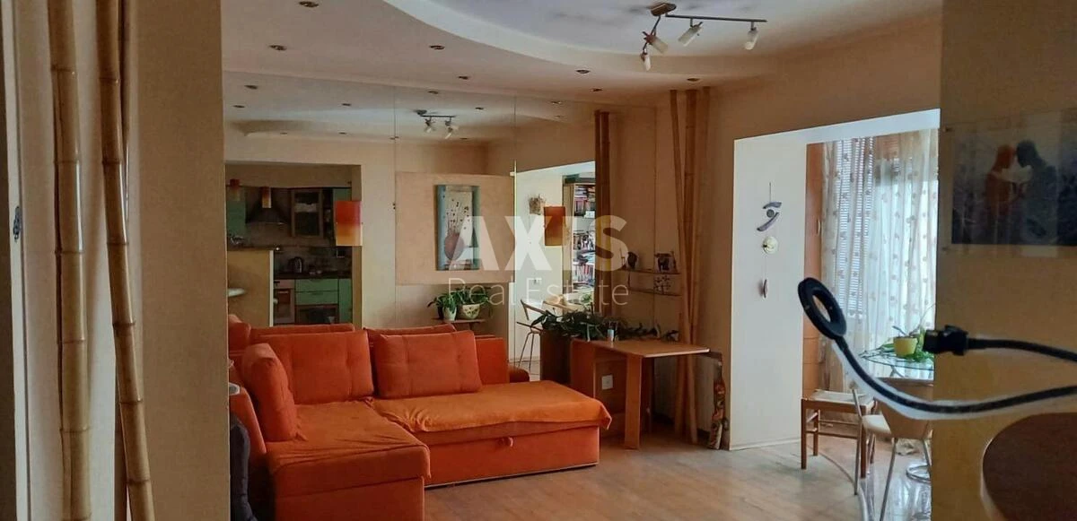 1k apartment vul. Vidpochynku 10636181