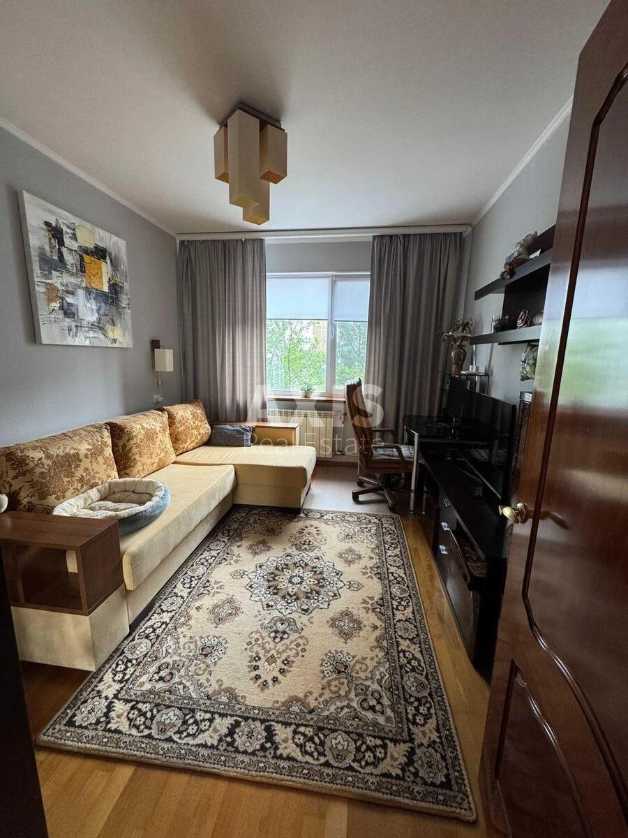 3k apartment pr-t Chervonoyi Kalyny sixty-six A701992