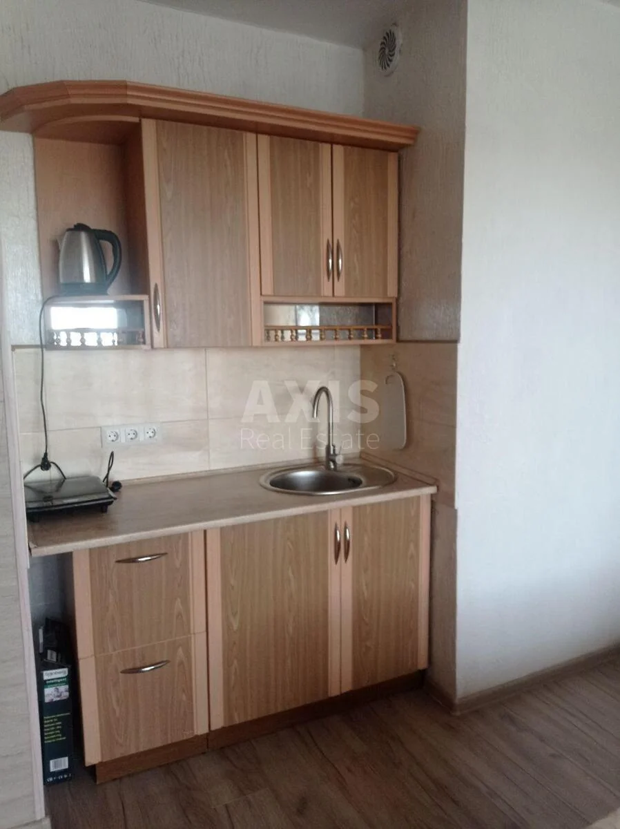 1k apartment vul. Kirovograds'ka 70