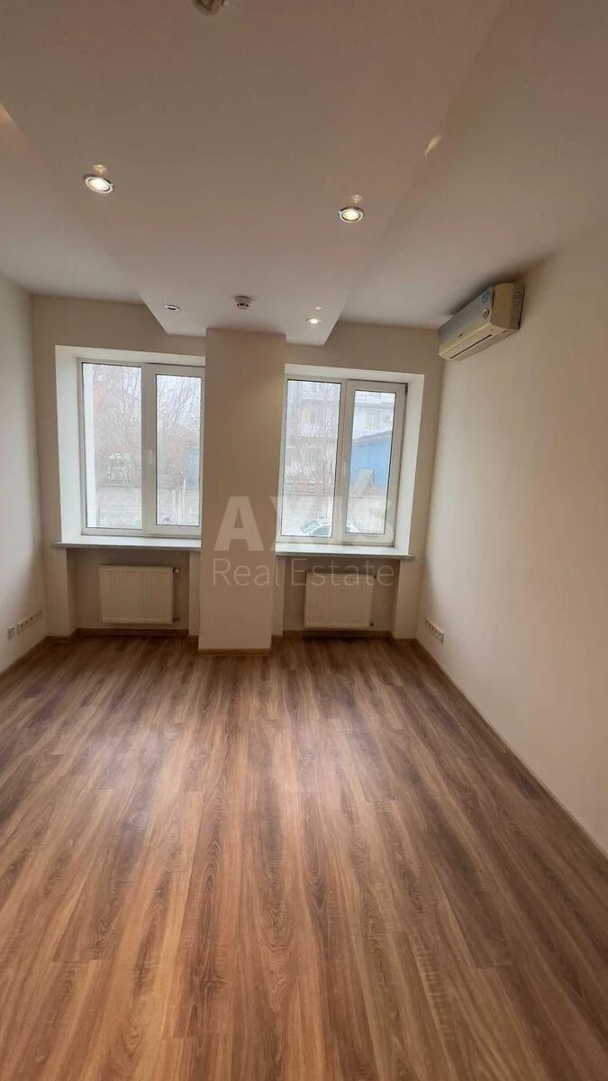 Office vul. Mashynobudivna 50К, 250m26755310