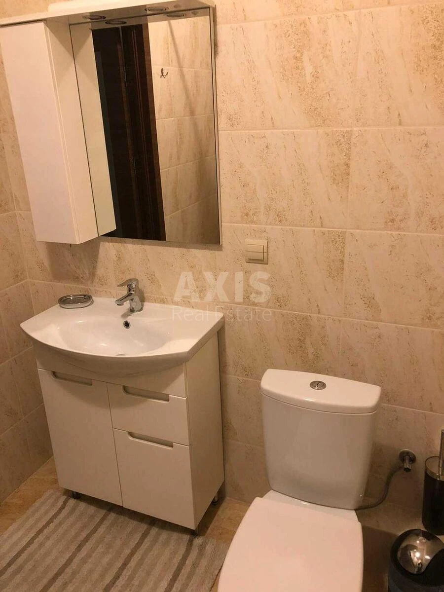 1к квартира спуск Кловский 12А671925