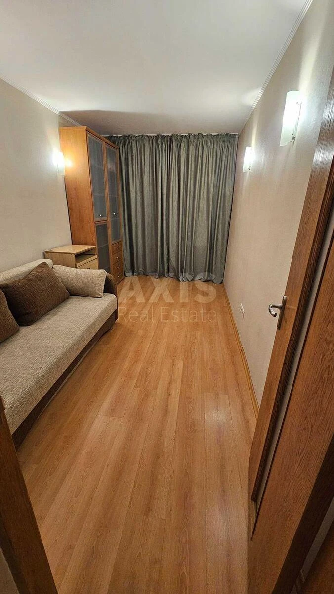 3k apartment vul. Jevgena Konoval'cja 15/2718789