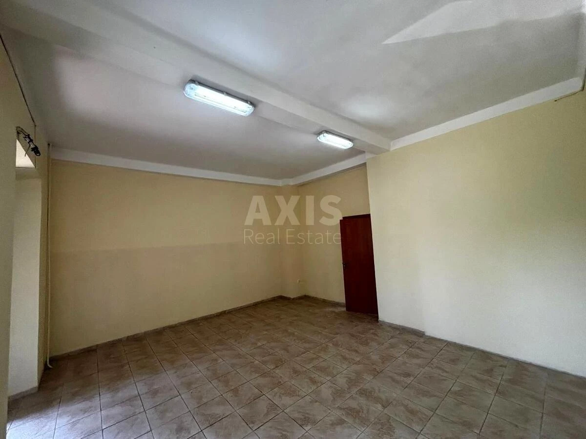 Service object vul. Dmytra Bagalija 2, 60m2657833