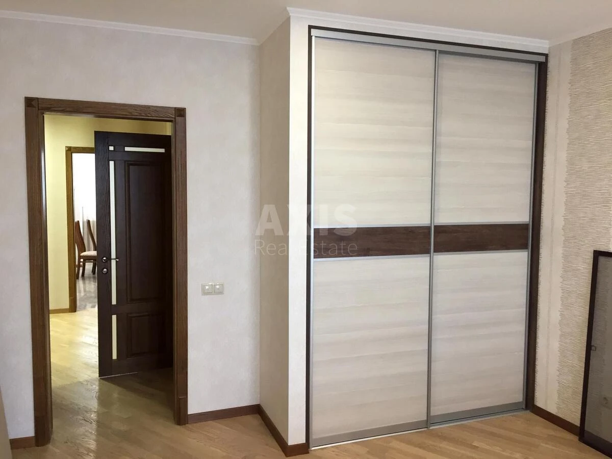 2k apartment vul. Sikors'kogo Igorja Aviakonstruktora 4В674306