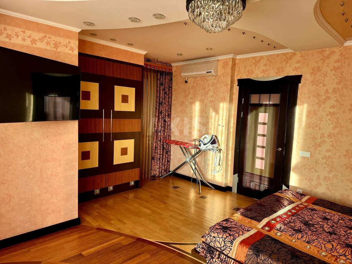 3k apartment vul. Sribnokil's'ka 22674757