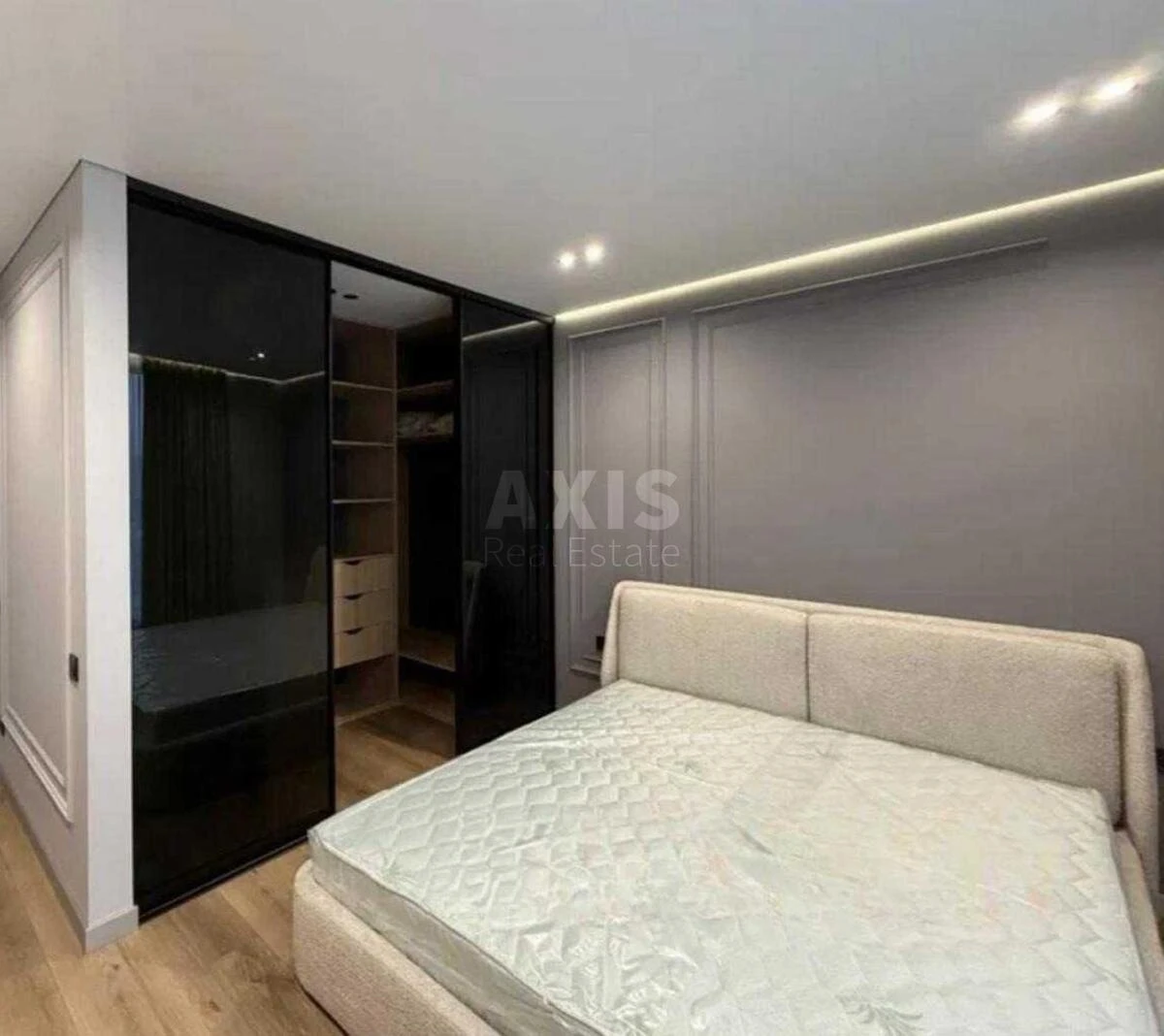 3к квартира ул. Причальная 12647383