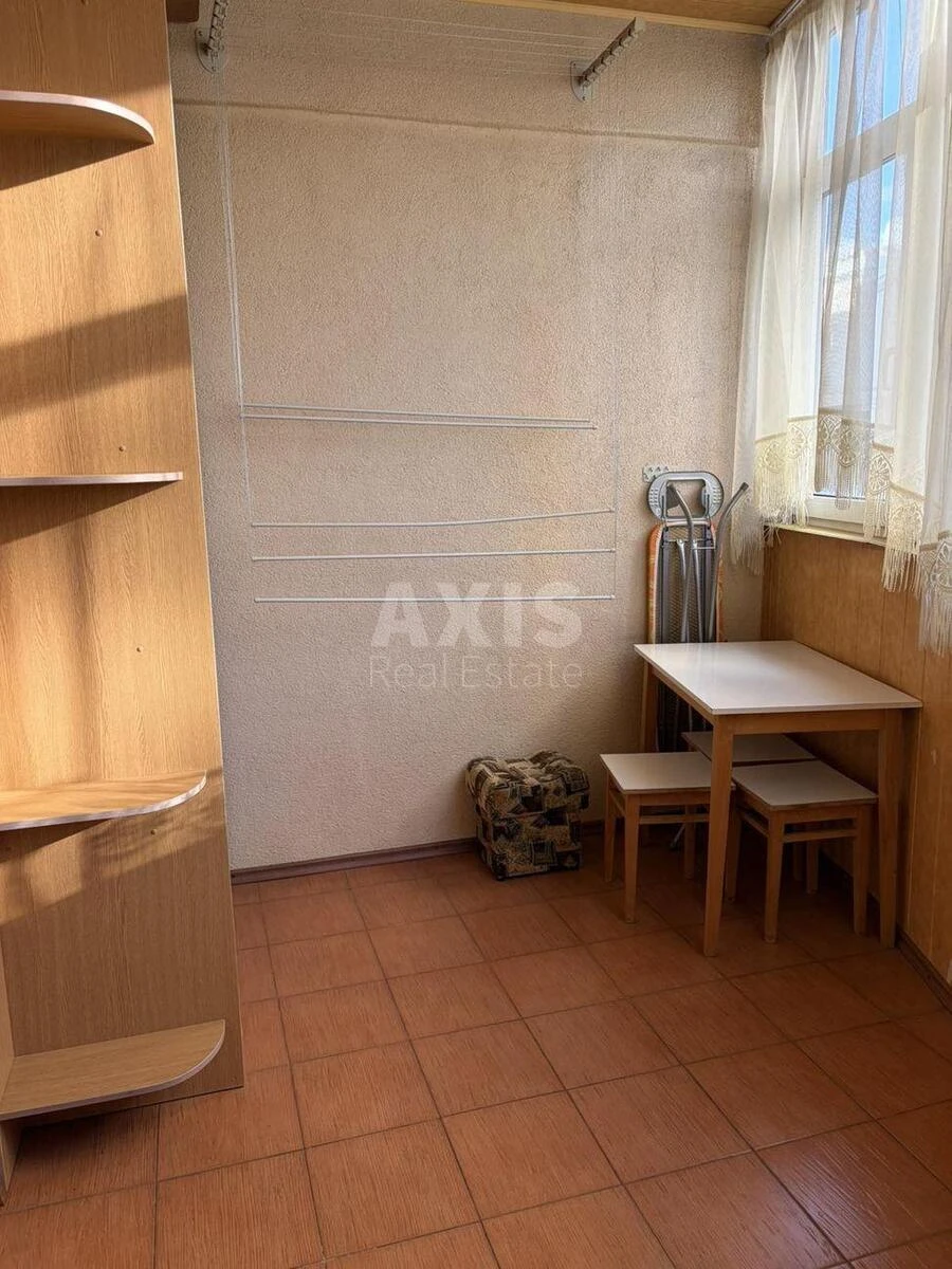 2k apartment vul. Dmytrivs'ka 697095510