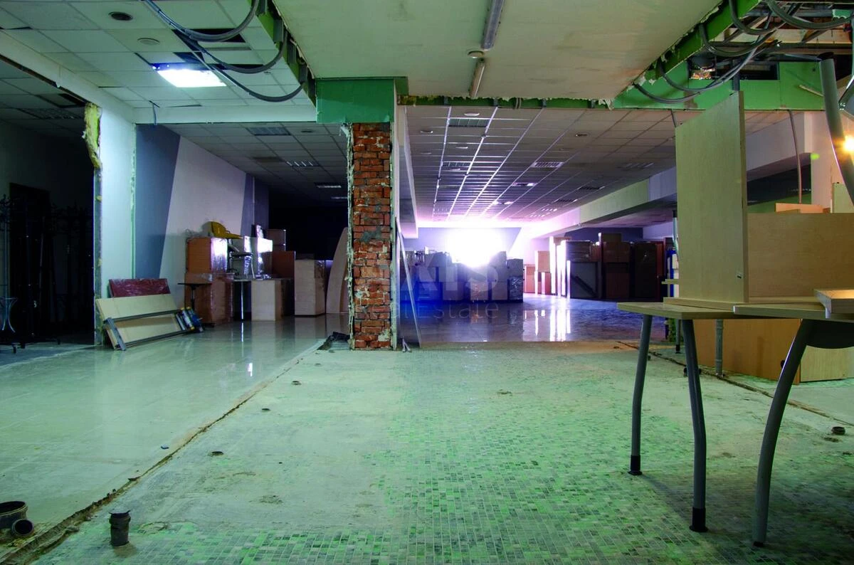 Office vul. Geroi'v Kosmosu 4, 1107m2677983