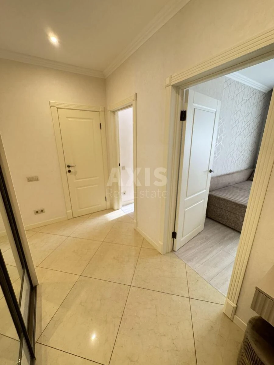 3k apartment vul. Kahovs'ka 606670613