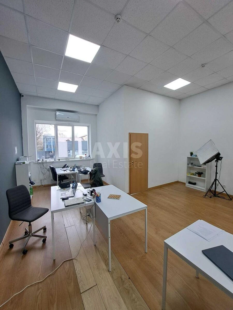 Office vul. Sverstjuka Jevgena 11Б, 58m2712312